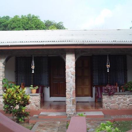 הוילה גרנד אנס Seashell Self Catering מראה חיצוני תמונה